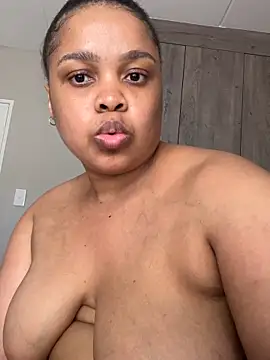 XXXquisiteVixen's cam snapshot