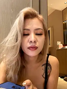 Sunflower-77 live sex cam