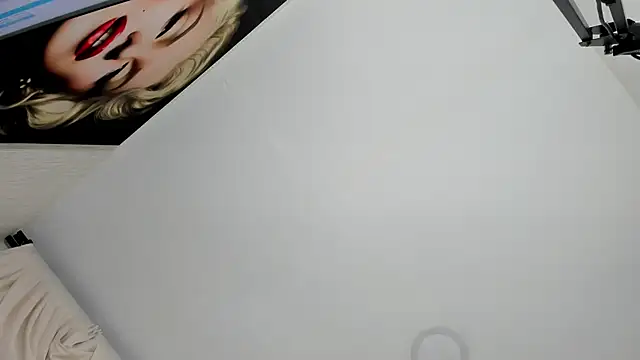 sarita_loven live sex cam