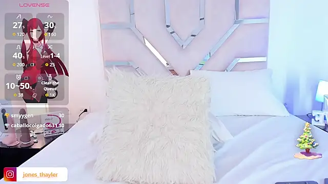 Thayler_jones's cam snapshot