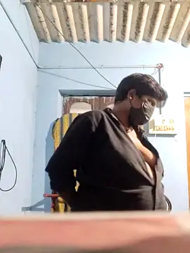 divyatamil143 live sex cam