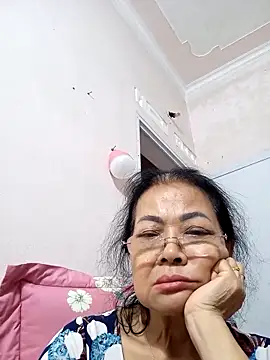 Hotestlove live sex cam