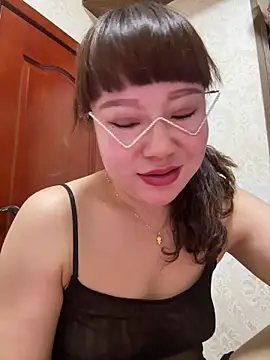 Xinlan-Asia's cam snapshot