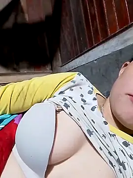 Heya_k2's cam snapshot