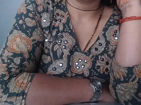 Rozy-Corvy's cam snapshot