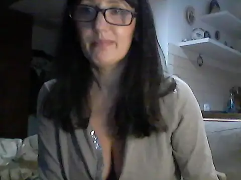 Elena48324's cam snapshot