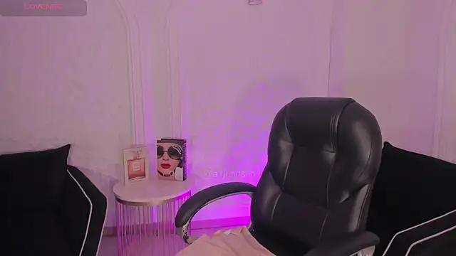 AllyJensen's cam snapshot