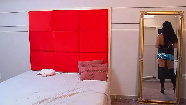 LanaBanner's cam snapshot