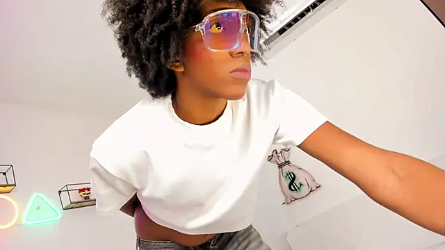 eileen_tanihara live sex cam