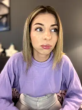 Mia_Ethan's cam snapshot