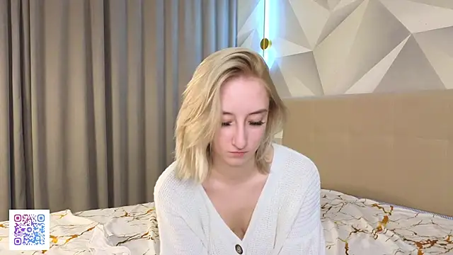 JodeeThu's cam snapshot