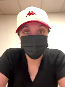 Nouracoquine's cam snapshot