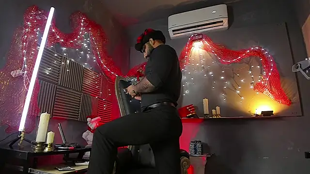 BeardAndrew live sex cam