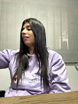 ZiaCalifa live sex cam