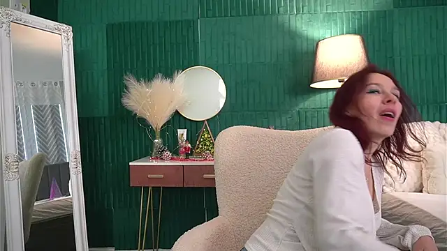 HaileyMoonn live sex cam