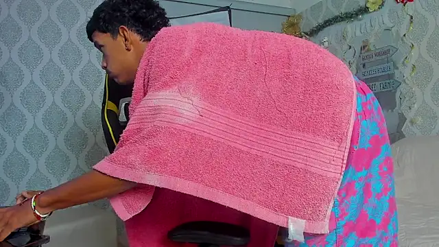 Boy_savoy live sex cam