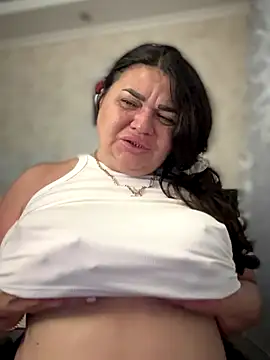 littleRikka live sex cam