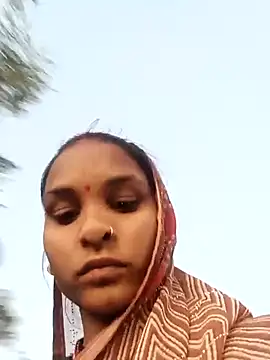 Idhika_Jha live sex cam