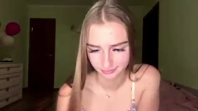 SweetJinny88's cam snapshot