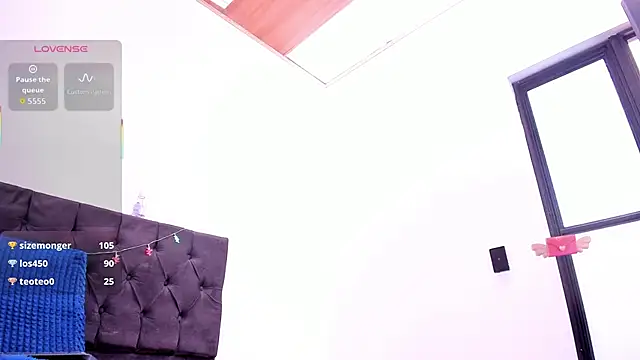 bonnyy26 live sex cam