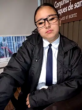 Cute_Penelope live sex cam