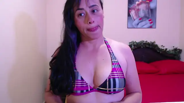 sara_florez1 live sex cam