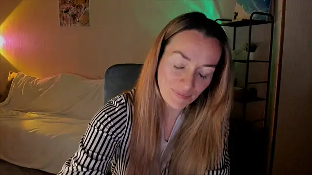 RebeccaMartinez's cam snapshot