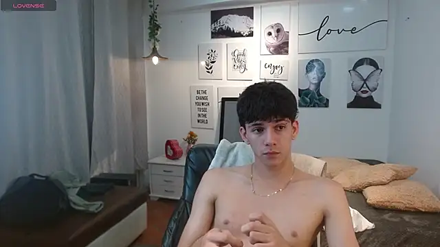 AmethystShadow17 live sex cam