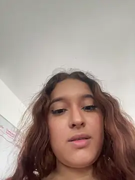 Emily_Jonness_'s cam snapshot