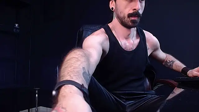 AxelColton live sex cam