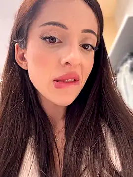 YeaLina's cam snapshot