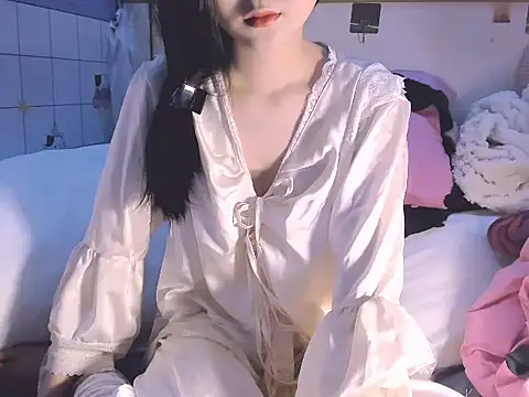 _ly__'s cam snapshot