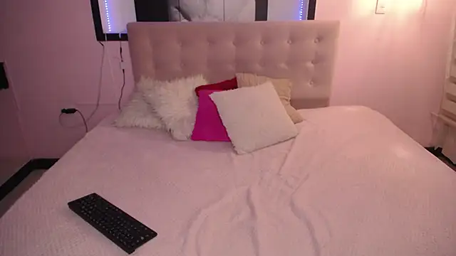 Kendall_fox_x's cam snapshot