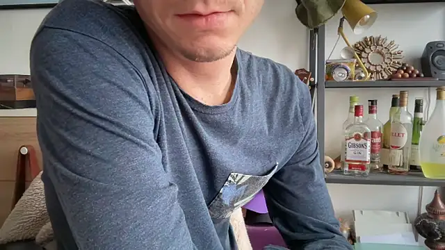 MikymikeBBWD live sex cam