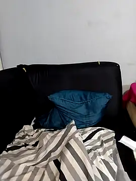 BeverlyQueen14's cam snapshot