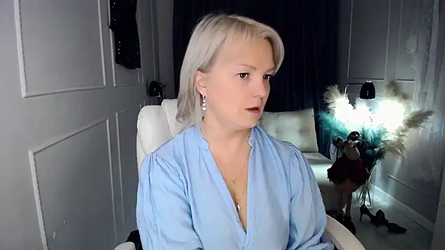 Juarnea live sex cam