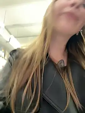 Sunny___Bunny live sex cam