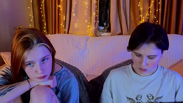 Girls_Fingers live sex cam