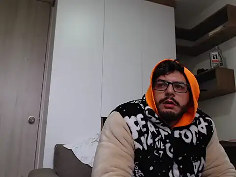 thomas_gun live sex cam