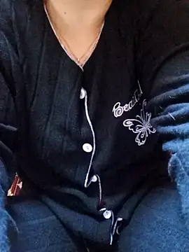 Rouzalinda's cam snapshot