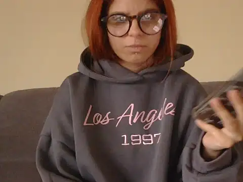 Brutecia2002 live sex cam