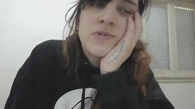 Darkytah's cam snapshot