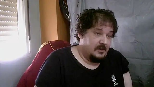 porkorossy live sex cam