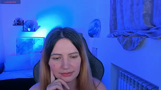 AleksaLaurent live sex cam