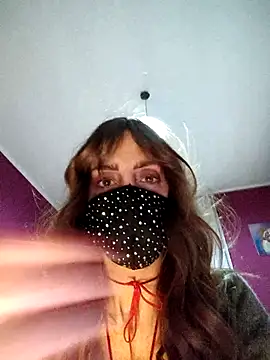 Akemi_rossi live sex cam