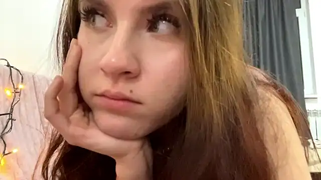 Juice_berries's cam snapshot