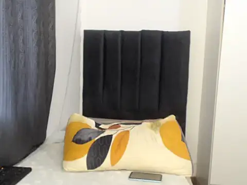 BerryTwist90's cam snapshot