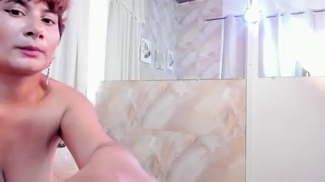 Laurent_Brownn's cam snapshot