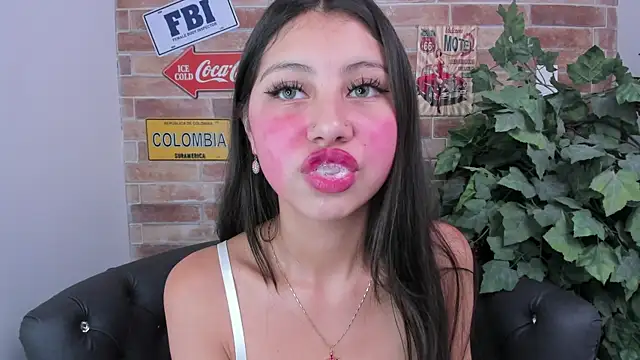 misss_luxury's cam snapshot