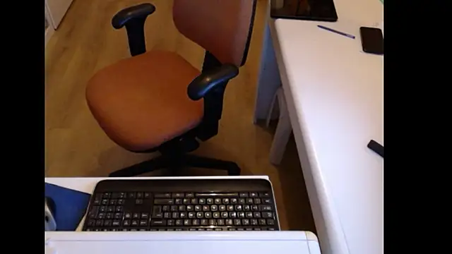 dutchpornking's cam snapshot